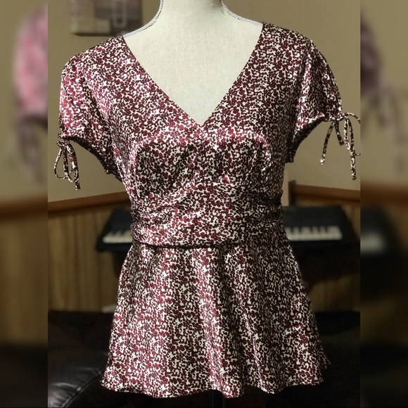 ❤️SOLD❤️ Cato Burgundy Tie-back Tie-sleeve Blouse - Picture 2 of 7